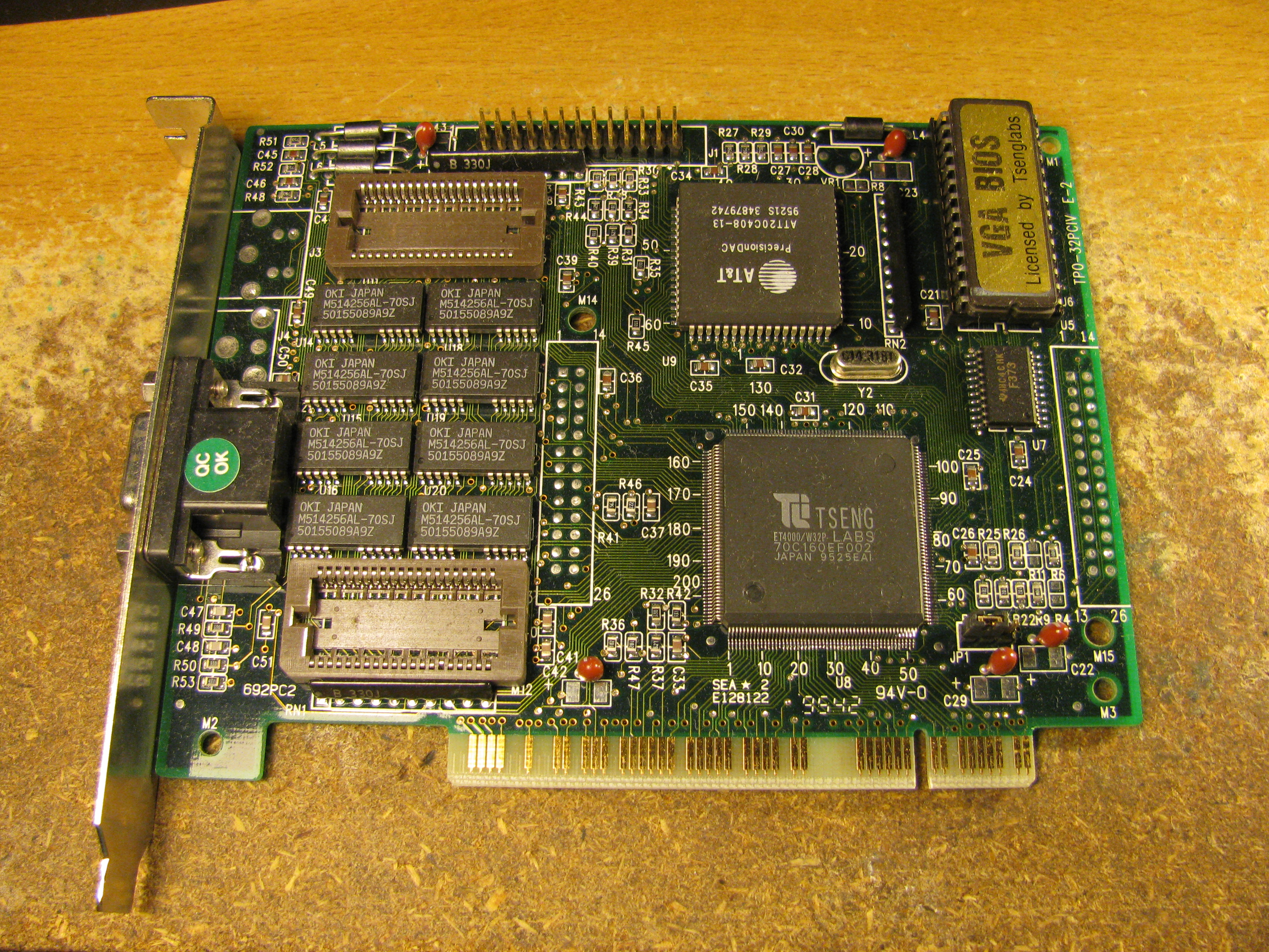 Pci graphics. Tseng et4000.